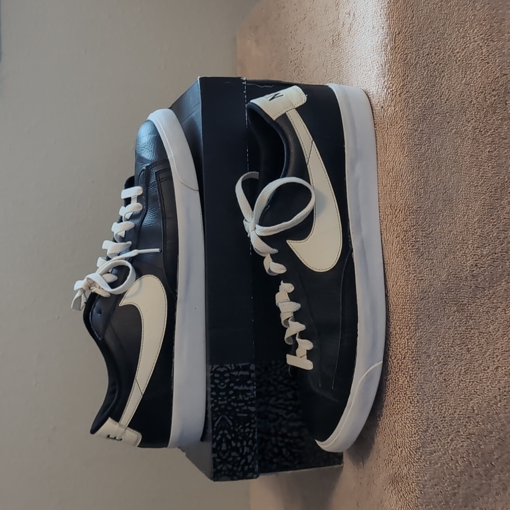 🔥Nike Blazer Low Size 12